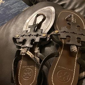 Tory Burch sandals size 7 used them one one time